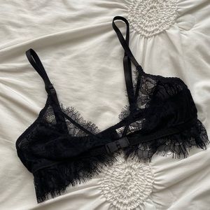 Black Lace Bra✨3 for $20✨